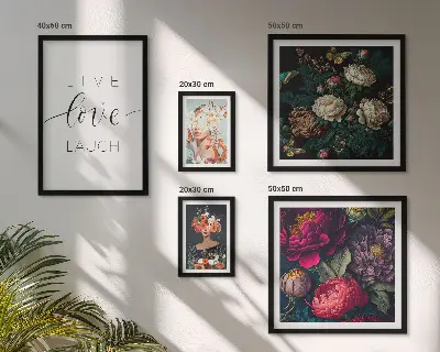 Polittico con cornice con slogan motivazionali floreali