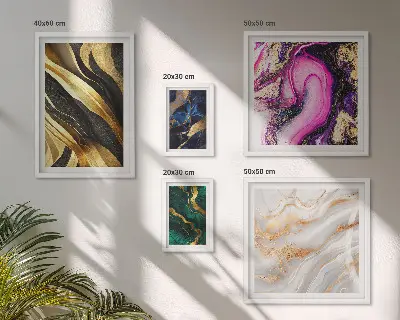 Polittico con cornice con modelli astratti moderni