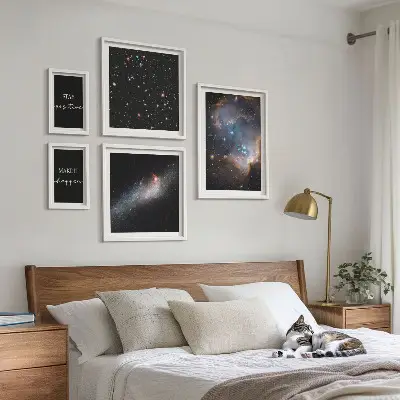 Set di quadri incorniciati con stampe di ispirazioni cosmiche e motivazionali