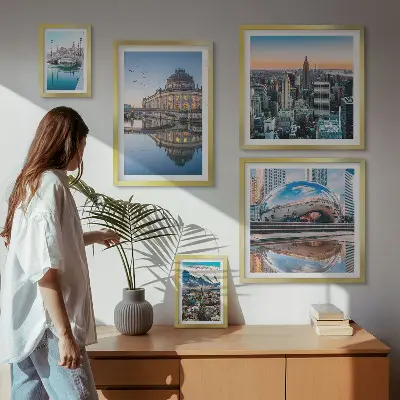 Polittico con cornice raffigurante paesaggi urbani tra architettura e natura