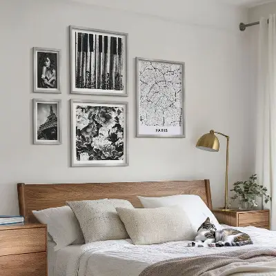 Set di quadri incorniciati decorazione con elegante architettura in stile parigino