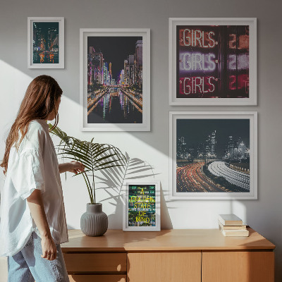 Polittico con cornice Città moderna di notte, neon