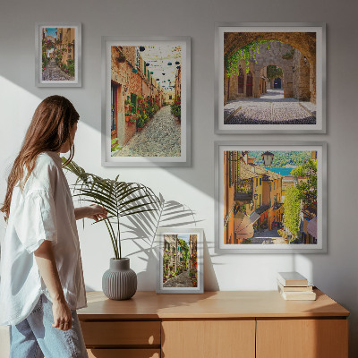Set di quadri incorniciati Incantevoli strade verdi della città