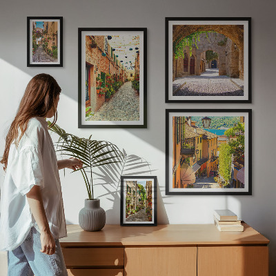 Set di quadri incorniciati Incantevoli strade verdi della città