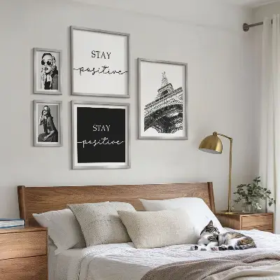 Set di 5 quadri con grafica elegante ispirata alla moda di Parigi