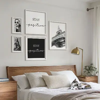 Set di 5 quadri con grafica elegante ispirata alla moda di Parigi