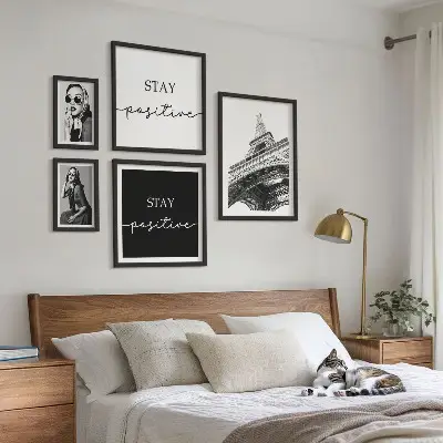 Set di 5 quadri con grafica elegante ispirata alla moda di Parigi