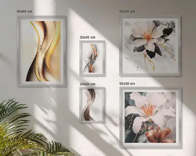 Polittico con cornice motivo con eleganti fiori astratti