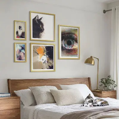 Set di 5 quadri con ritratti astratti nell'arte moderna