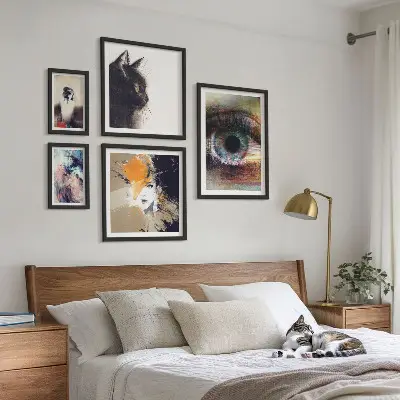 Set di 5 quadri con ritratti astratti nell'arte moderna