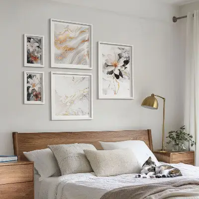 Polittico con cornice fiori di marmo con design elegante