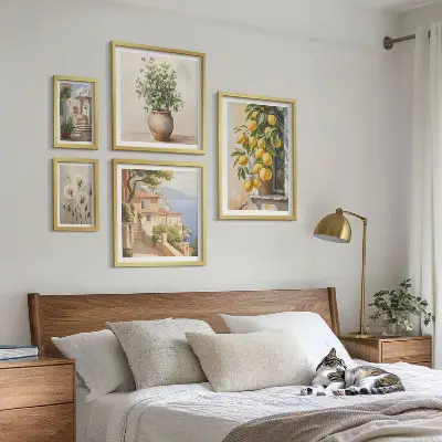 Set di quadri incorniciati con accenti agrumati in stile mediterraneo