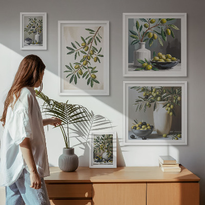 Set di 5 quadri Dettagli color oliva in un interno rustico