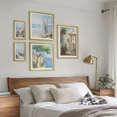 Polittico con cornice viste eleganti sul mare
