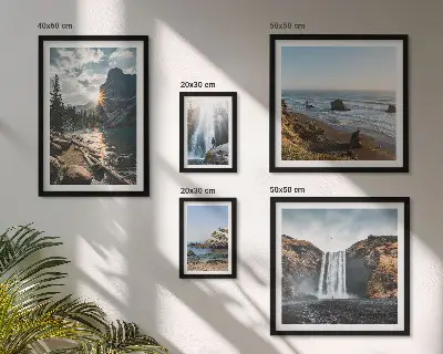 Polittico con cornice con stampa di paesaggi, cascate e spiagge