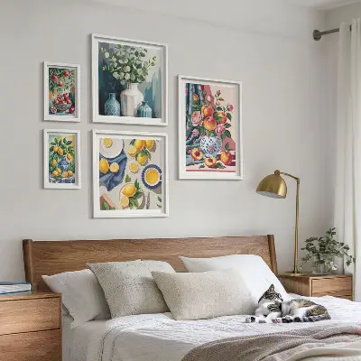 Set di 5 quadri con composizioni floreali e fruttate