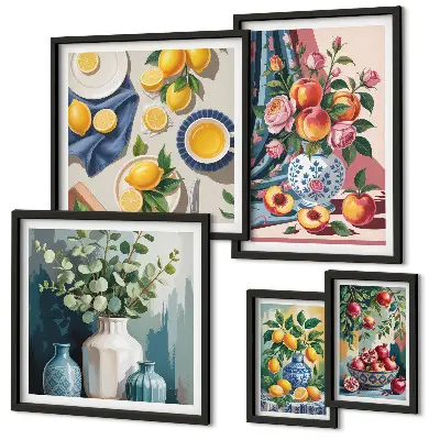 Set di 5 quadri con composizioni floreali e fruttate