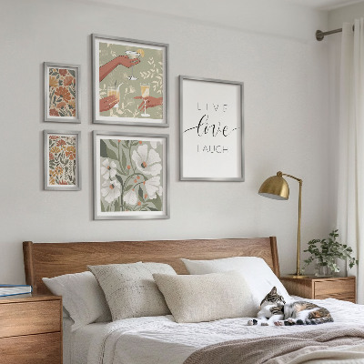Set di 5 quadri Slogan con grafiche floreali eleganti