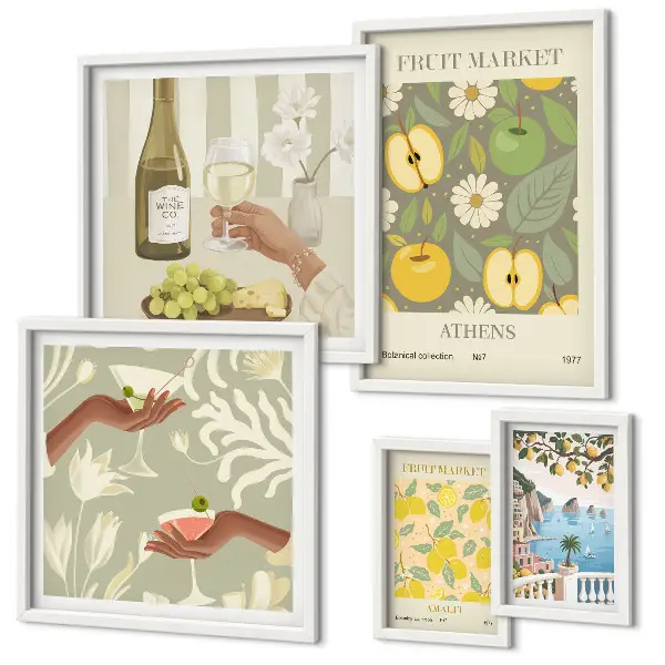 Set di quadri incorniciati con illustrazioni suggestive in stile anni '70