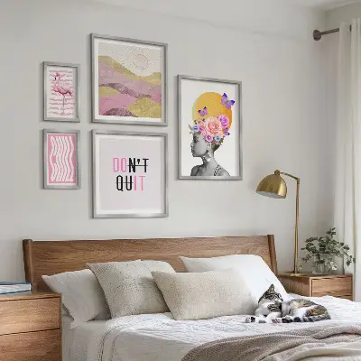 Set di quadri incorniciati con motivi floreali in stile boho