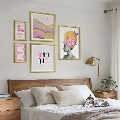 Set di quadri incorniciati con motivi floreali in stile boho