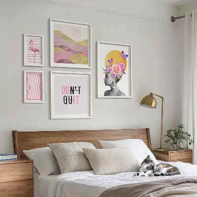 Set di quadri incorniciati con motivi floreali in stile boho
