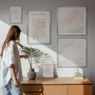 Polittico con cornice Forme di bellezza, linee di silhouette