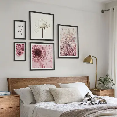 Set di 5 quadri con motivi floreali romantici