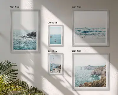 Set di quadri incorniciati con stampe di tranquilli panorami marini, spiagge e scogliere
