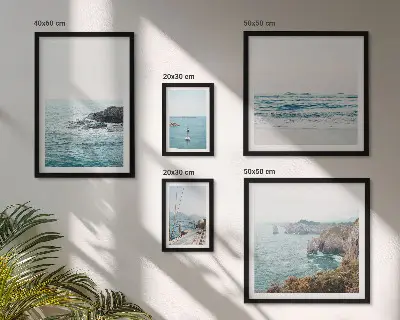 Set di quadri incorniciati con stampe di tranquilli panorami marini, spiagge e scogliere