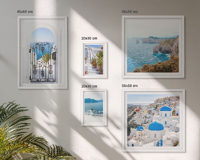 Polittico con cornice case sul mare blu di Santorini