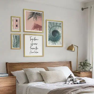 Set di 5 quadri con eleganti interni geometrici