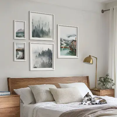 Set di 5 quadri con paesaggi montani, casette e acqua