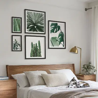 Set di 5 quadri con piante tropicali verdi da interno