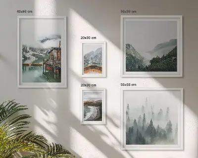 Polittico con cornice paesaggi montani con case e acqua