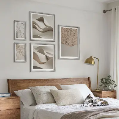 Set di 5 quadri con motivi astratti sui toni del beige