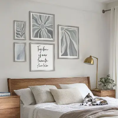 Set di 5 quadri con motivi astratti grigi e bianchi