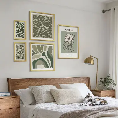 Set di 5 quadri con forme vegetali astratte in stile boho