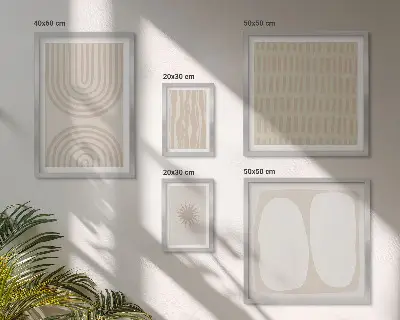 Polittico con cornice con eleganti forme astratte