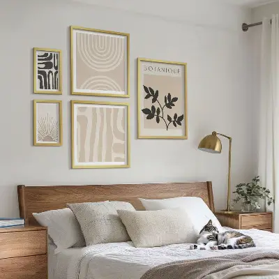 Set di 5 quadri con eleganti motivi vegetali in tonalità neutre