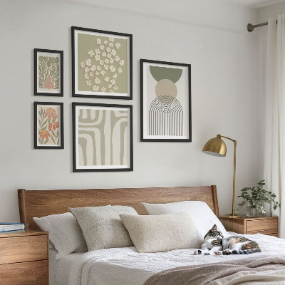 Set di quadri incorniciati Eleganti grafiche floreali dai colori pastello