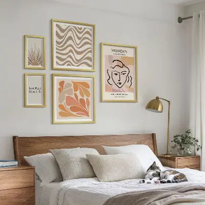 Polittico con cornice in stile astratto moderno