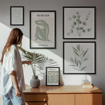 Polittico con cornice Eleganti motivi decorativi vegetali