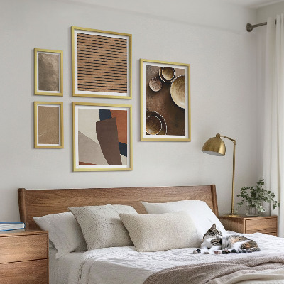 Polittico con cornice Strutture minimaliste in pietra