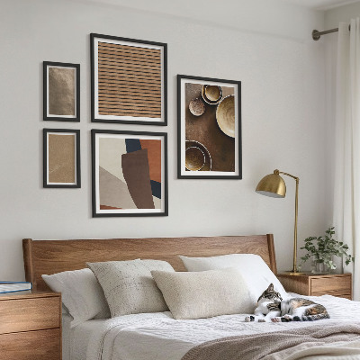 Polittico con cornice Strutture minimaliste in pietra