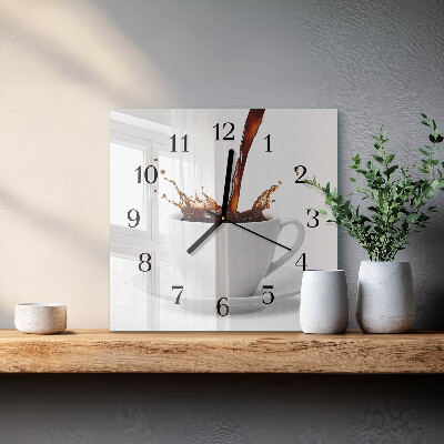 Orologio quadrato in vetro Una tazza di caffè