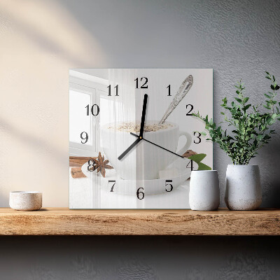 Orologio quadrato in vetro Una tazza di anice