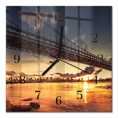 Orologio quadrato Ponte sul fiume