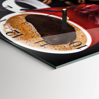 Orologio quadrato in vetro Una tazza di caffè
