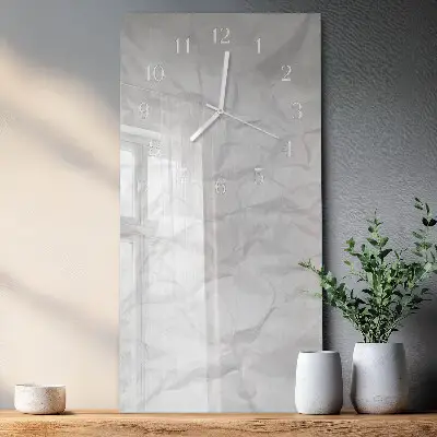 Verticale orologio Un foglio di carta